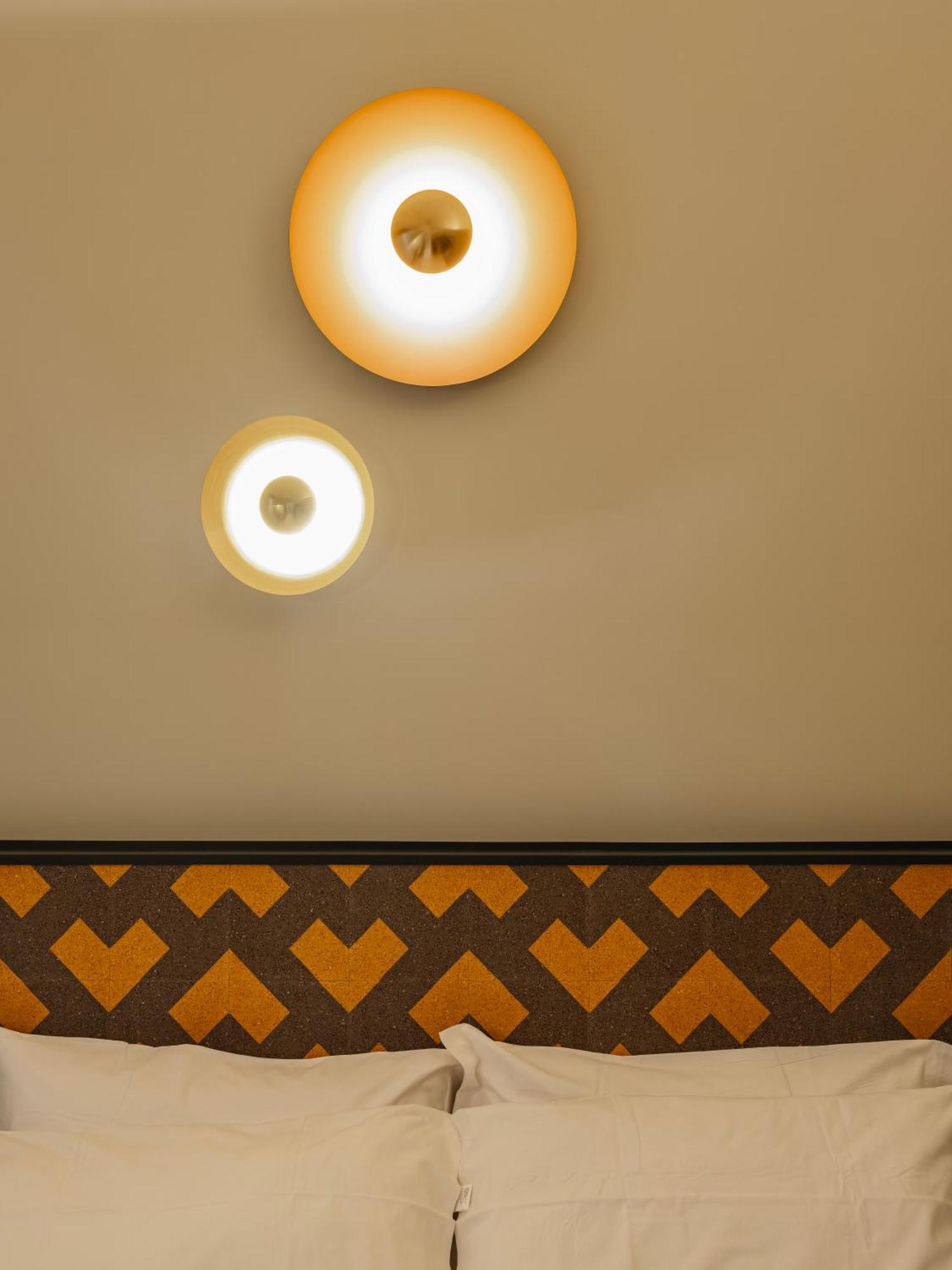 Hotel Almica24 Bari Esterno foto